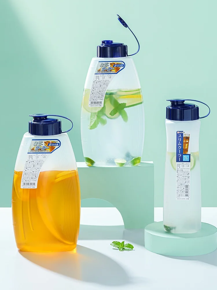 ペットボトルクーラー 最強の仕組み：日本製ナカヤの2.1L大容量冷水瓶