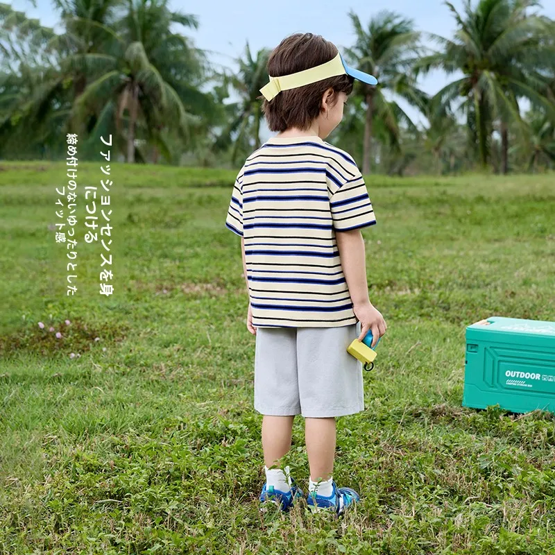 16°Cの気温で子供が冷えにくい服装は？夏用の軽量セットアップが解決する理由