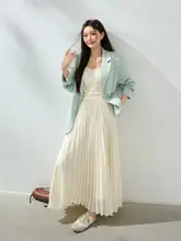 優しい雰囲気の杏色チュールスカートと浅緑色ジャケット【大きいサイズ・韓国スタイル】（セットアップ対応）