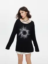 大きなネックラインの斜め肩デザイン長袖Tシャツ【春用・ゆったりフィット・極上の柔らかさ・天丝素材】