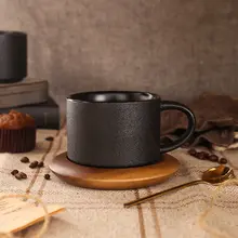 シンプルなデザイン！黒色マット仕上げの陶瓷コーヒーカップ【ソーサー付き・スプーン付き】