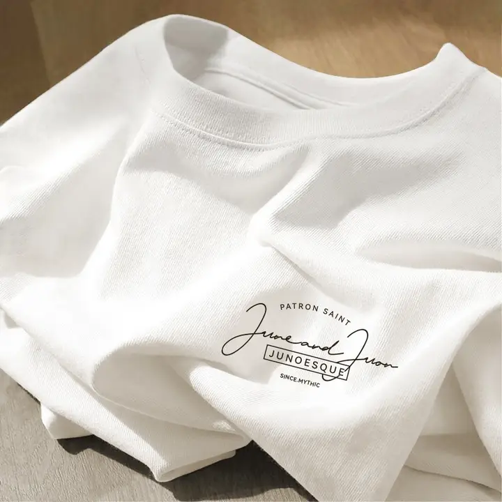 シンプルなデザインの綿100%半袖Tシャツ【男性用・ホワイト・ゆったりフィット】