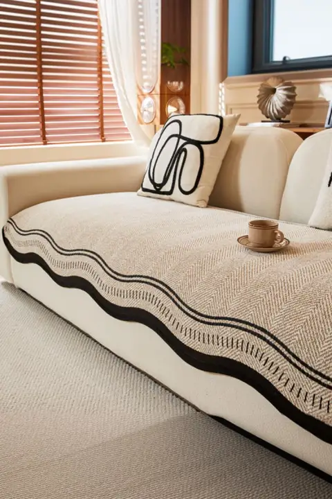 高級感のある皮製ソファクッション【滑り止め・汎用タイプ】