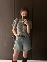 秋のファッションにぴったり！ツイスト編みのショートスリーブニット【柔らかさと使いやすさ】