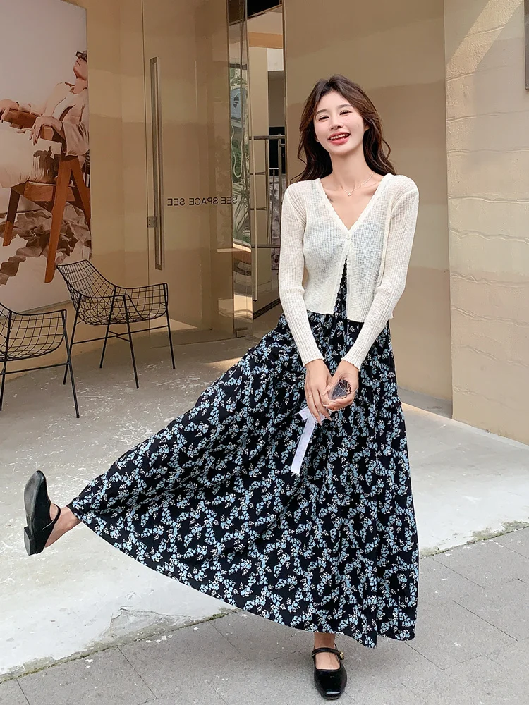 40代女性向けの夏用ファッション：防晒ニットカーディガン付き花柄キャミソールロングドレスの実用性解析