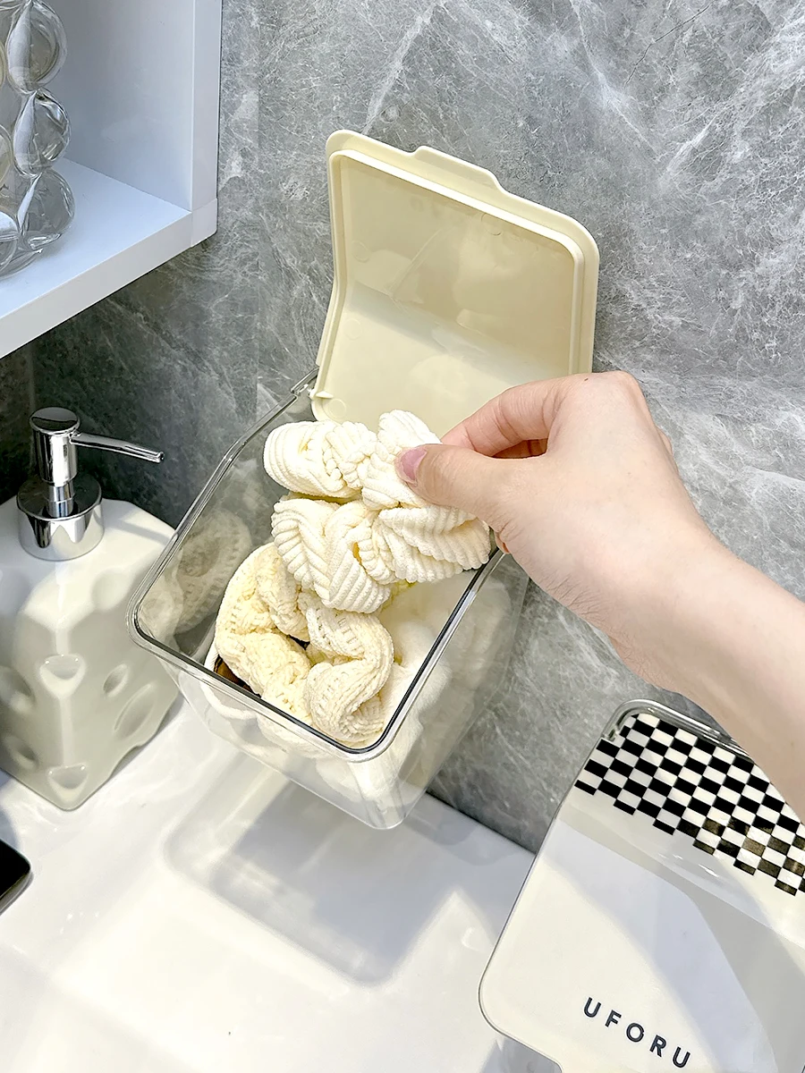 洗面所用壁掛け収納ラック：穴あけ不要でタオル・化粧品を効率的に収納