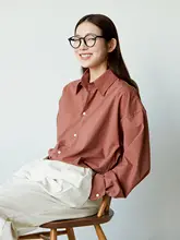 尖った襟の長袖シャツ 男女共用 ゆったりとした 手入れが簡単