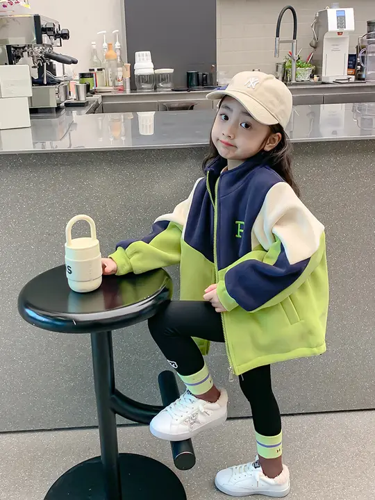 女児用秋冬ダウンコート【フリース素材・おしゃれなデザイン】（セットアップ対応）