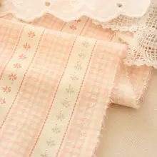 ハンドメイドの花柄生地【プリント布・服飾用・DIY】