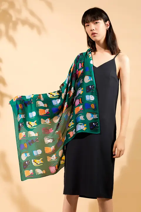 春秋用大判ストール【薄手・女性用・スクエア・猫デザイン・紫】（セットアップ対応）