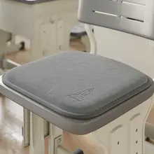 快適な座り心地！学生用椅子用クッション【防腫れ・厚みのあるデザイン】