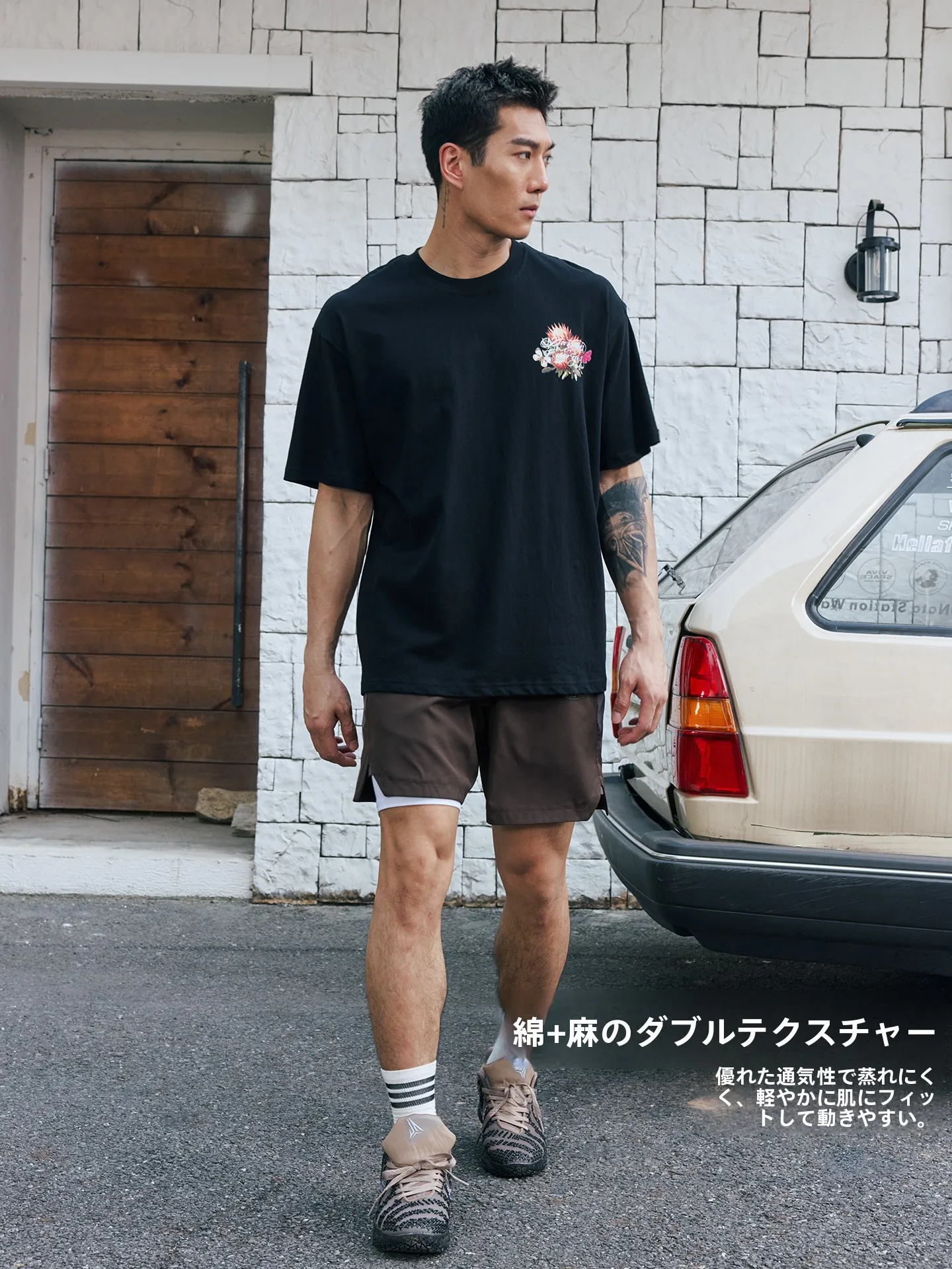 花柄プリントの夏用Tシャツ：サイズ感と価格帯を比較した実際の購入ガイド