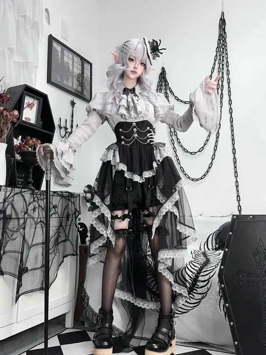 ロリータ スタイル コスプレドレス【ゴシック・ハロウィン・クラシックデザイン・街着向け】（セットアップ対応）