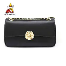 牛革製 高品質なショルダーバッグ【カジュアル・ミニマリスト・斜め掛け】