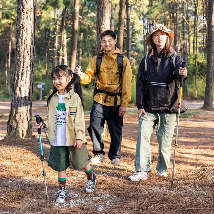 子供用登山杖【超軽量・アルミ合金・伸縮式】
