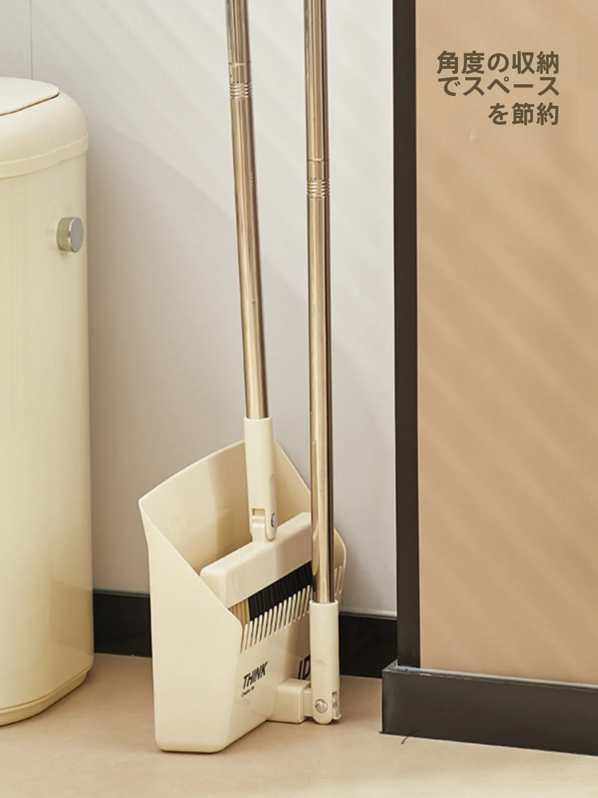 折りたたみ式掃除道具セットでカセットコンロの汚れを効率的に除去