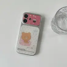 可愛い赤い水玉模様のスマホケース【ソファのクマデザイン・iPhone対応】