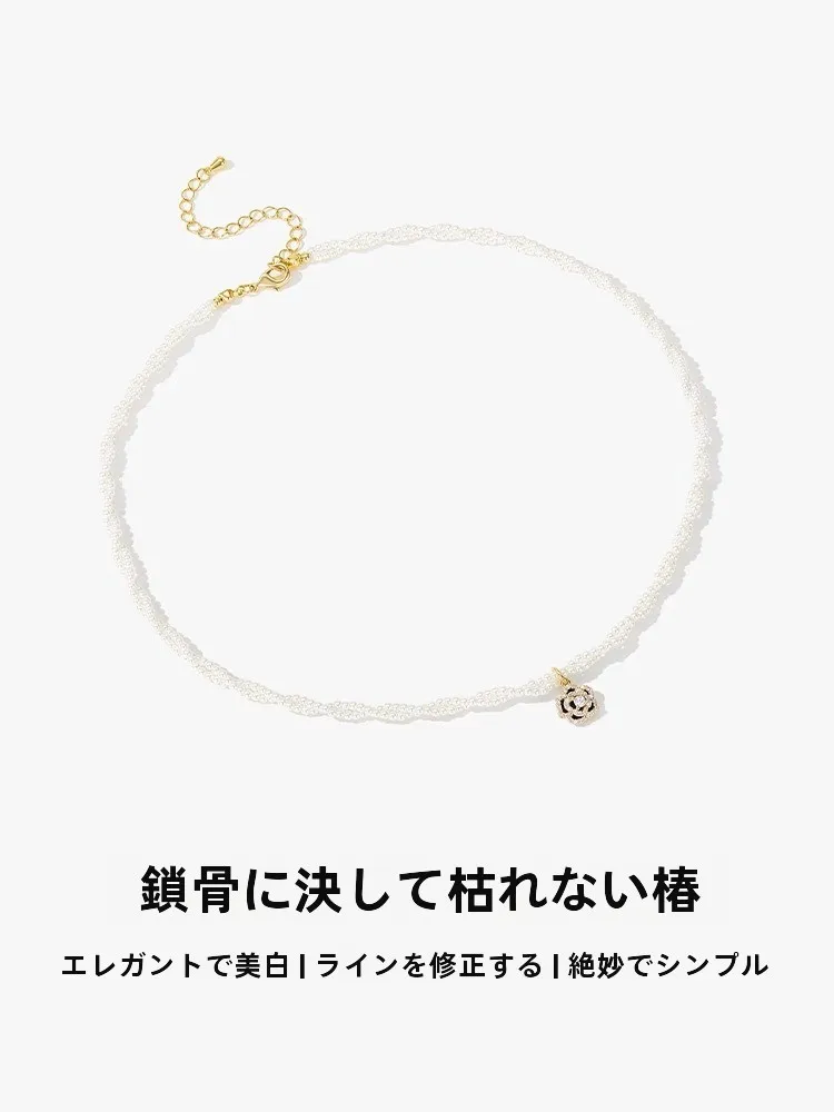2連パールネックレスはどんなファッションに合う？山茶花ペンダントが選ぶ、通勤からデートまで使えるベストなスタイル