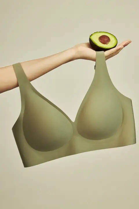 バストを美しく引き締め！無痕のノンワイヤーブラ【防下垂・大きいサイズ・薄型】