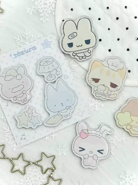 可愛いアクリル製冷蔵庫用マグネット【ねこ・いちご・うさぎデザイン】