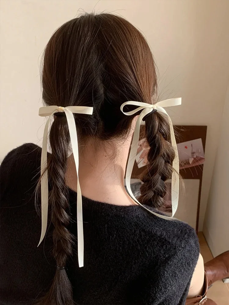 バタフライリボンヘアゴム＆クリップ：バレエスタイルの高級感を実現するヘアアレンジアイテム