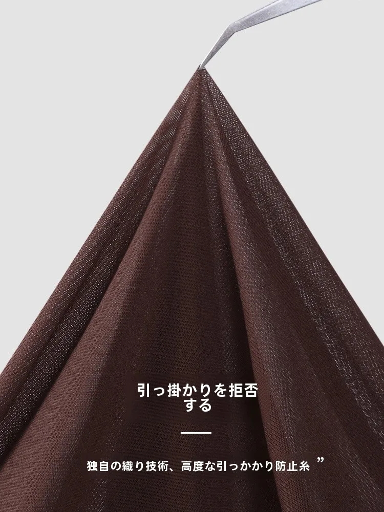 ブラウスの選び方｜通勤秋に合う素材・色・サイズの完全ガイド