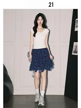 美しい花柄のハイウエストAラインスカート【ブルー・不規則なデザイン・女性用】（セットアップ対応）