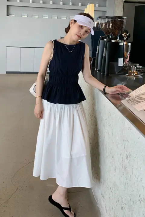 上品なデザインのAラインスカート【立体的な皺・通勤・ふんわりシルエット】