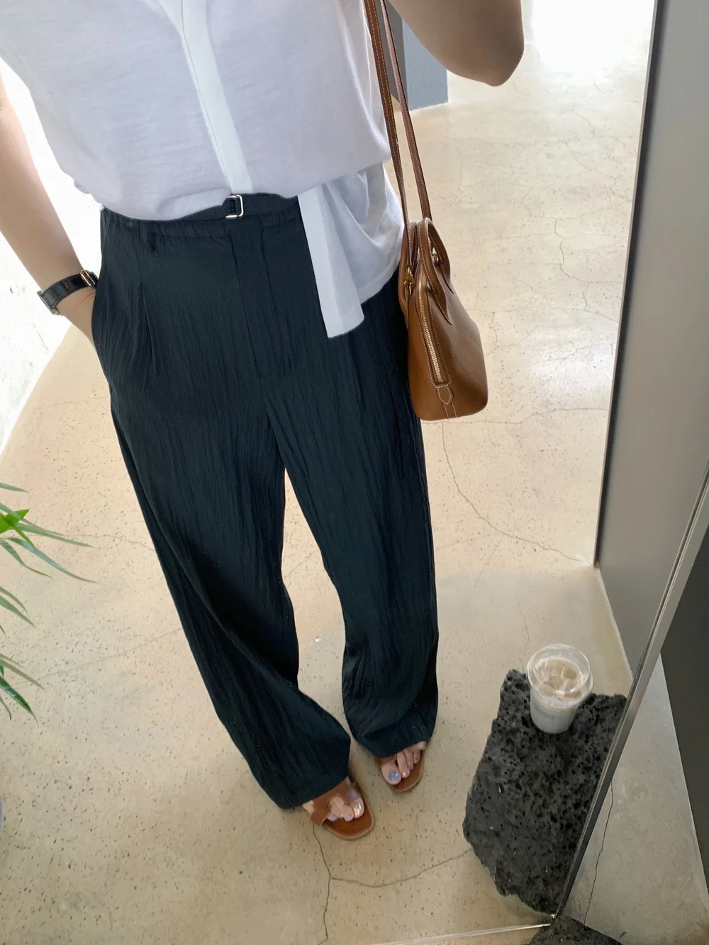 60代ワイドパンツの着こなしを徹底解説！厳選5選で大人らしさとリラックス感を両立