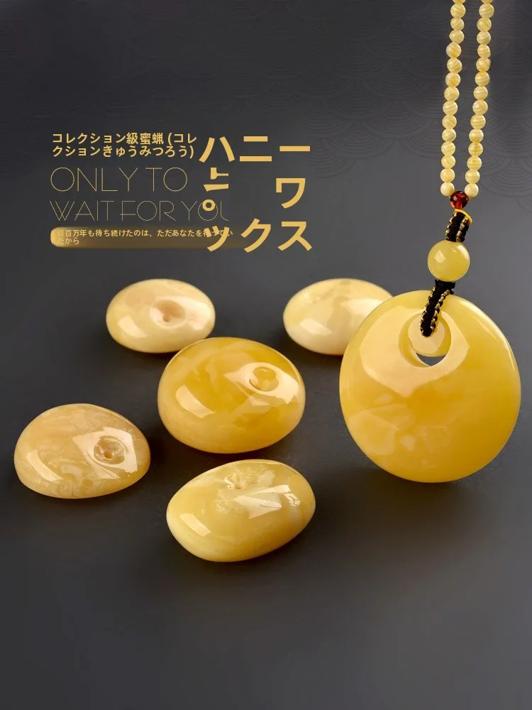 amber color と gold color の違いは？ビーズネックレスで解決する、心に響く色の選び方