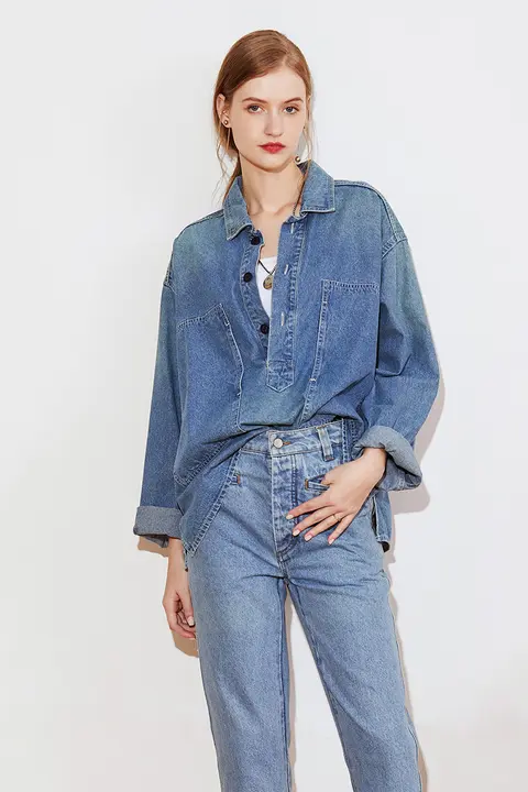 シンプルでスタイリッシュなデニムシャツ【女性用・上品なデザイン】