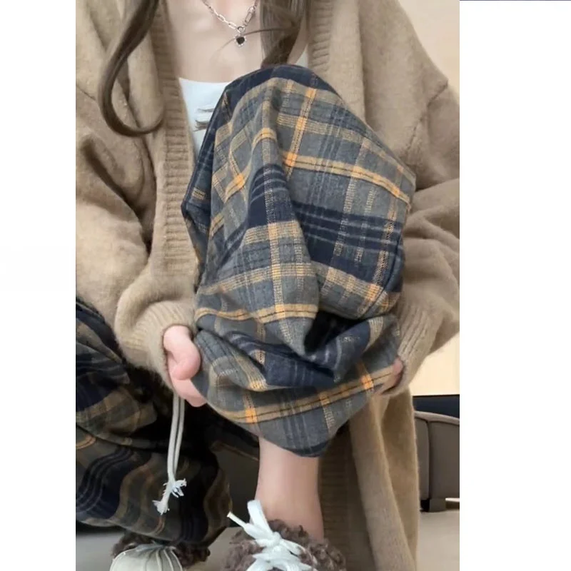 冬のジーン  ズコーデで失敗しない、チェック柄のワイドパンツはどんなもの？