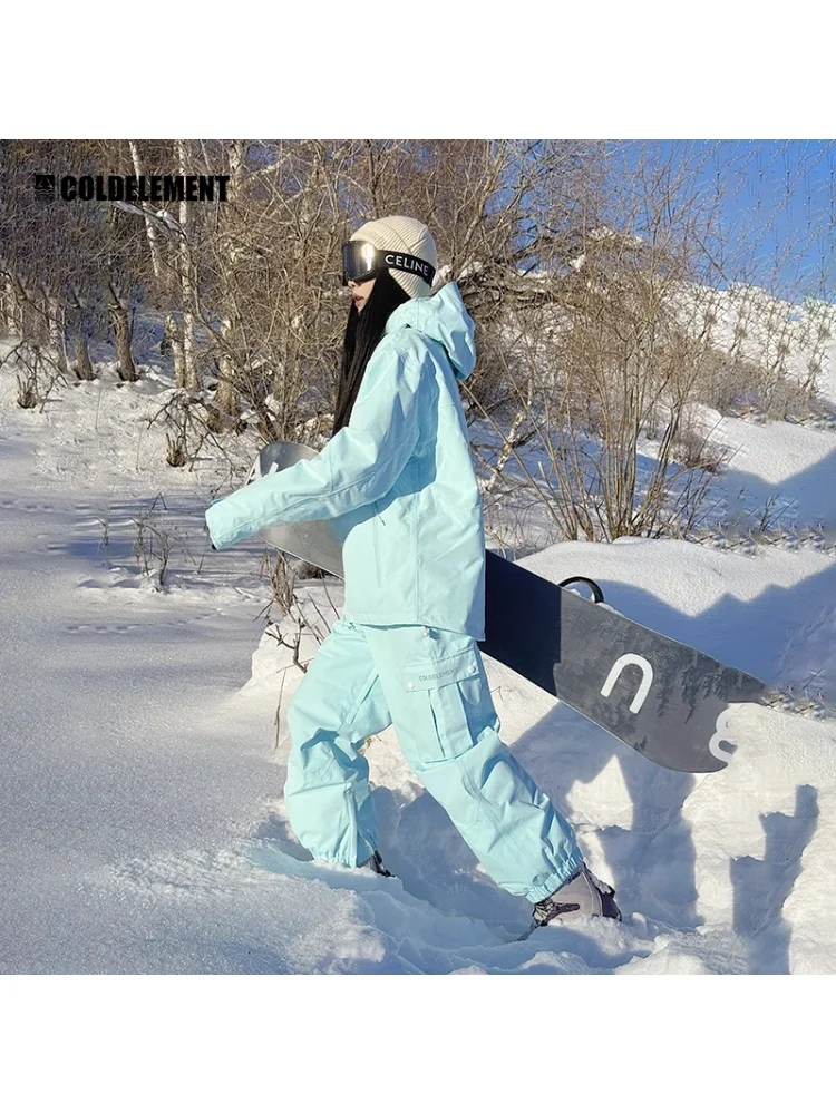 防水アウトドアスキージャケット冷元素3L：冬の登山シーンで信頼性を実証