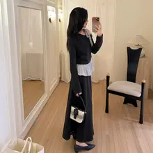 デザイン性のあるバイカラーのリボン付きトップスと優雅なフレンチスタイルのスカート（セットアップ対応）