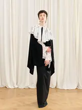 ロマンティックなテクスチャーのブラウス【レトロデザイン・女性用】