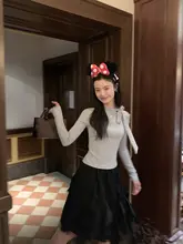 レースデザインのリボン付きニットトップス【女性用・スリムフィット・長袖】
