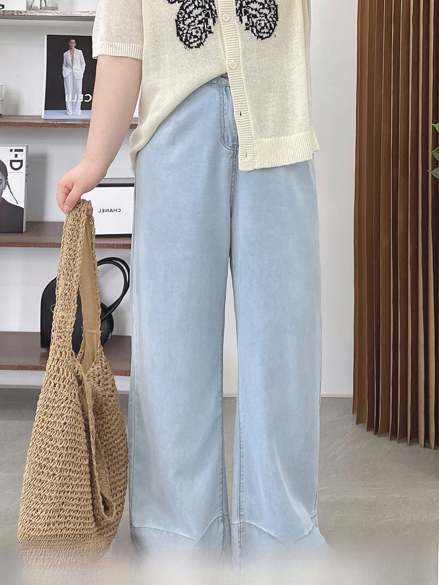 韓国系ファッションの定番アイテム：天絲ワイドレッグデニムパンツ