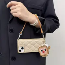 レトロダイヤモンドパターンのトーストチャーム付きiPhoneケース【適用機種：iPhone 15 Pro Max・iPhone 14 Pro・iPhone 13 Pro Max・iPhone 12 Pro】【カーキ】
