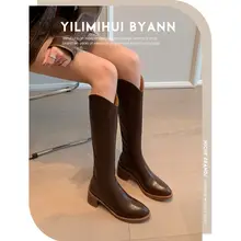 グレーのラウンドトゥブロックヒールVカットウェスタンブーツ【スリムフィット・ロングブーツ】