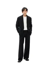 TR素材の肌触りの良いカジュアルパンツ【微広めストレート・プリーツデザイン】