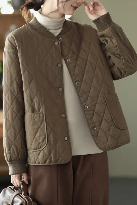 冬用アート風バイカラーベースボールカラーショートジャケット【極上の柔らかさ・緩やかなシルエット・ダイヤモンドキルト】