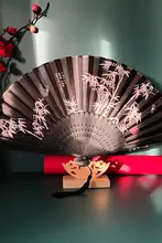 華やかなデザインの折りたたみ扇子【夏用・フリンジ付き・女性用】