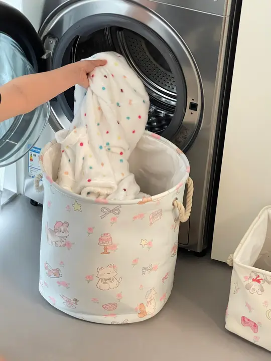 可愛らしい大容量折りたたみ式ランドリーバスケット【家庭用・衛生間用・床置きタイプ】