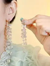 無耳孔用ピンク水晶ロングフリンジイヤリング【高級感あるデザイン・リゾートスタイル】