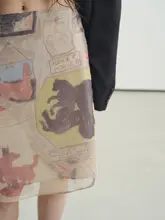 レトロプリントのサテンH型ローウエストスカート【軽やかで透け感のあるシルク】