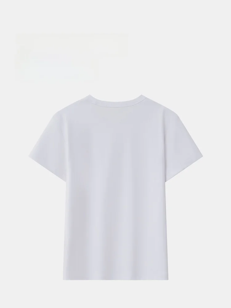 5000円のTシャツで通勤スタイルを完璧に？長綿素材の涼感Tシャツが解決するリアルな悩み