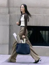 極上の柔らかさのウール混美式クルーネックニットトップス【フィット感・ラグランスリーブ】