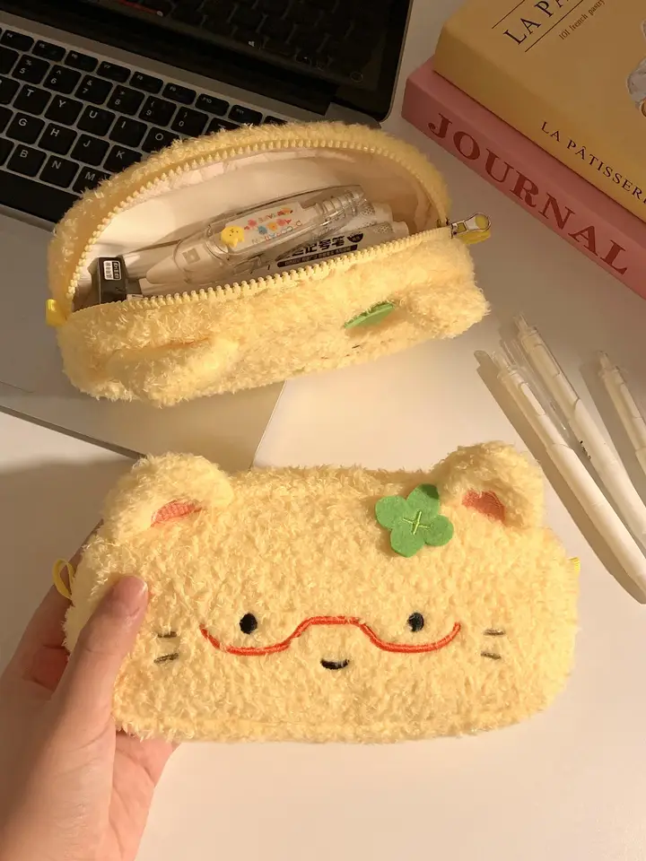 可愛いデザインの猫型ペンケース【高容量・インス風・女の子用・文房具収納】