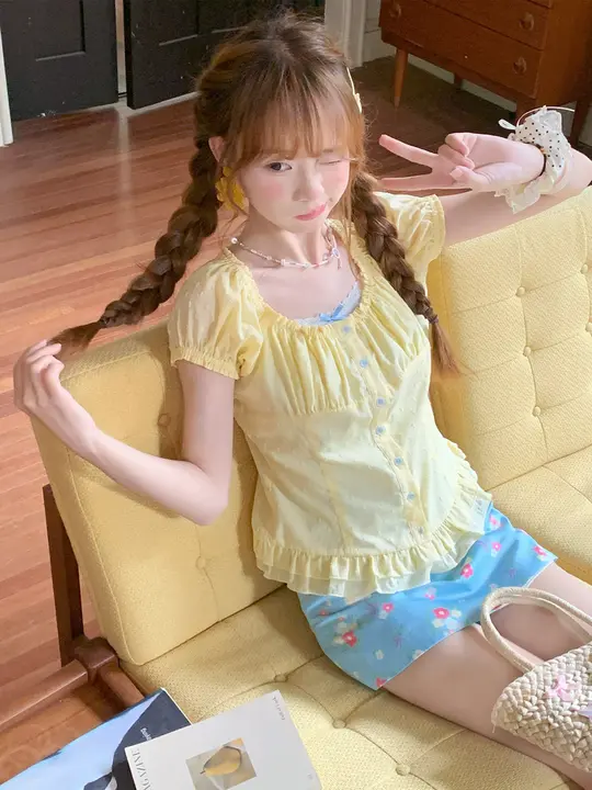夏用 薄手のTシャツ【ミルク黄色・花柄スカート付き・女性用】（セットアップ対応）