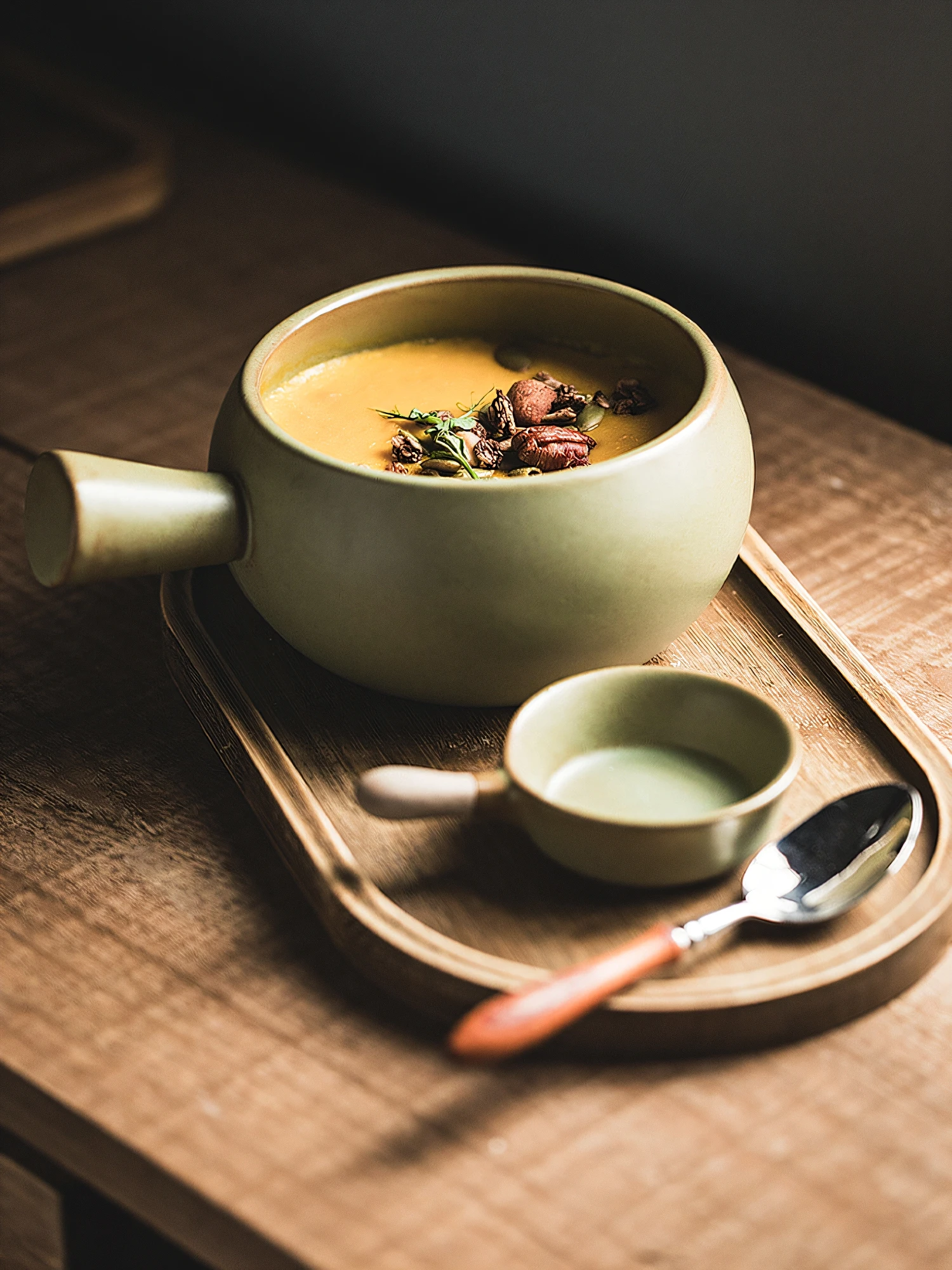 おしゃれな洋食器を選ぶときに迷うのは、本当に「デザイン」なのか？